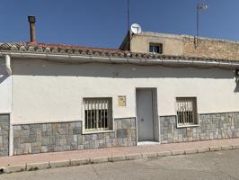 Adosada en venta en Casas del Señor photo 0