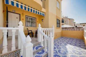 Bungalow en venta en Torrevieja photo 0