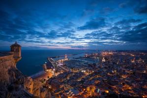 Piso en venta en Alicante, Centro photo 0