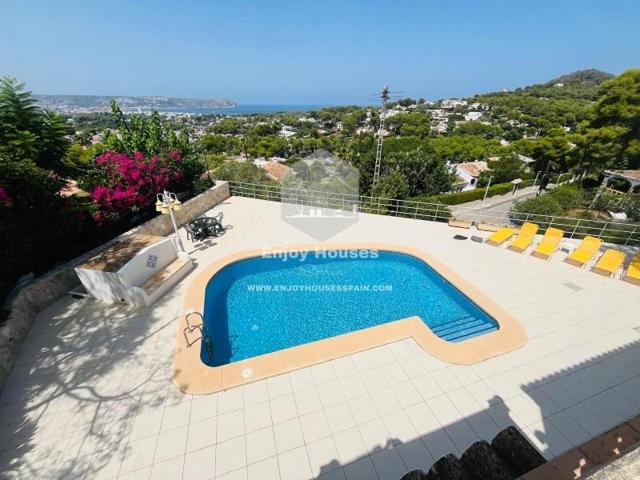 Chalet en venta en Jávea-Xàbia photo 0