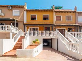 Casa en venta en Torrevieja, Torrevieja photo 0