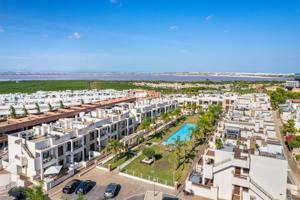 Aticos en venta en Torrevieja, Torrevieja photo 0