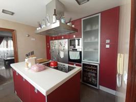 Piso en venta en Málaga, La Trinidad photo 0