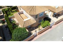 Chalet en venta en Torrevieja, Los Altos photo 0