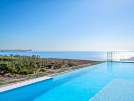 Apartamento en venta en Torrevieja, Punta Prima photo 0