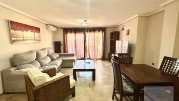 Apartamento en venta en Torrevieja, Torrevieja photo 0