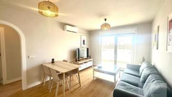 Apartamento en venta en Orihuela Costa, Campoamor photo 0