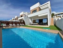 Chalet en venta en Finestrat, Finestrat photo 0