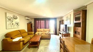 Apartamento en venta en Torrevieja, Torrevieja photo 0