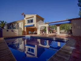 Chalet en venta en Jávea-Xàbia photo 0