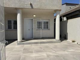 Apartamento en venta en Torrevieja photo 0