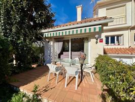 Chalet en venta en Castell-Platja d'Aro, 2º línea de mar photo 0