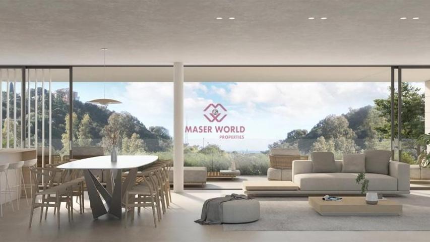 Bungalow en venta en Marbella, Elviria photo 0