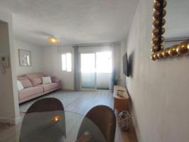 Piso en alquiler en Alicante, Carolinas bajas photo 0