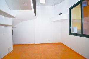 Local comercial en venta en Muro, Muro afueras photo 0