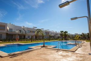 Bungalow en venta en Orihuela, Vistabella Golf photo 0