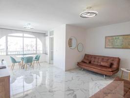 Apartamento en venta en Orihuela Costa, Villamartín-Las Filipinas photo 0