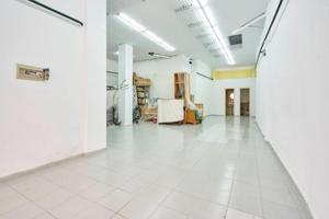Local comercial en venta en Vinaròs, CENTRO photo 0