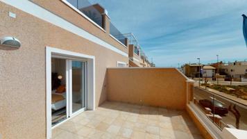 Adosada en venta en Pilar de la Horadada, Pilar de la Horadada photo 0