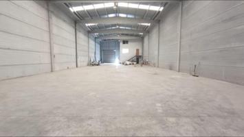Nave industrial en venta en Bellvei, Bellvei photo 0