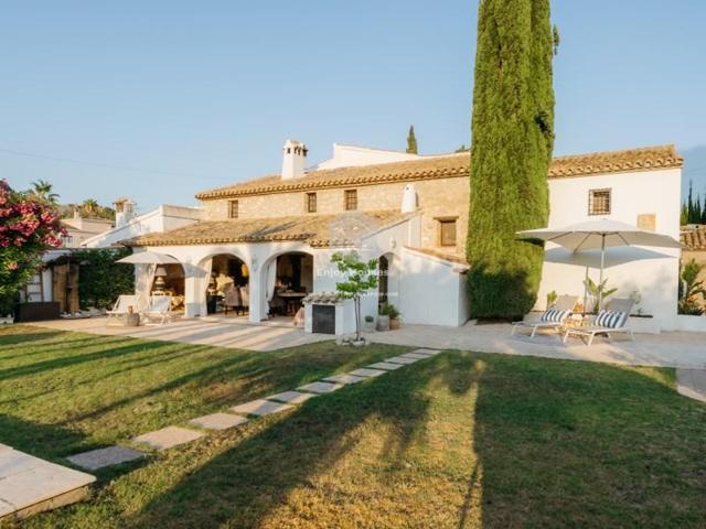 Chalet en venta en Calpe photo 0