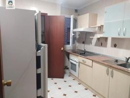 Piso en alquiler en Valladolid, La Pilarica photo 0