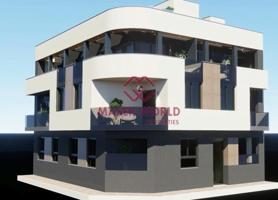 Apartamento en venta en Torrevieja, Centro photo 0