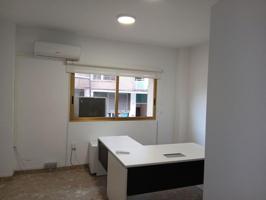 Oficina en alquiler en Lleida, Gran passeig de Ronda photo 0