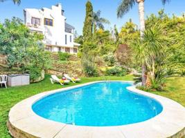 Chalet en alquiler en Marbella, Marbella Este - El Rosario photo 0