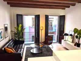 Piso en venta en Barcelona, El Gòtic photo 0