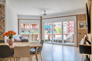 Apartamento en venta en Barcelona, Sagrada Familia photo 0