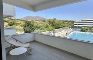 Apartamento en alquiler en Estepona, Estepona Town photo 0