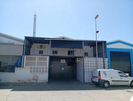 Nave industrial en venta en Huelva, Nuevo Parque - Los Rosales - Tráfico Pesado photo 0