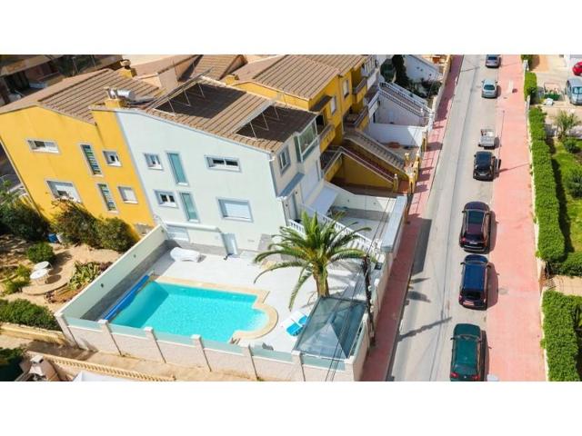 Casa en venta en Torrevieja, Punta Prima photo 0