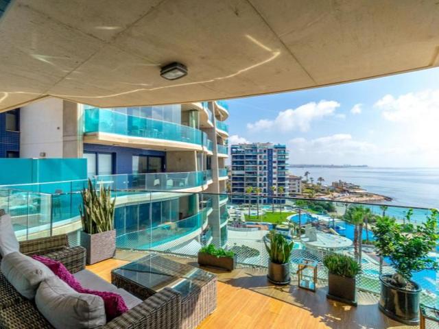 Apartamento en venta en Torrevieja, Punta Prima photo 0