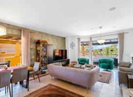 Aticos en alquiler en Estepona, Estepona East - Benatalaya photo 0