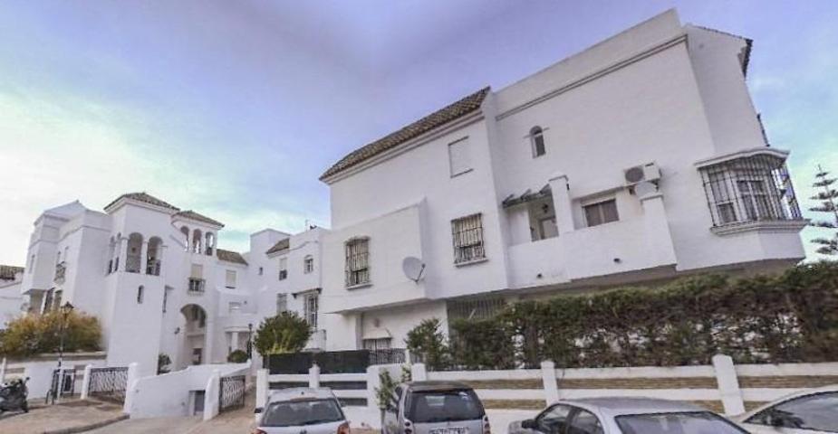 Local comercial en venta en Chiclana de la Frontera, La soledad photo 0