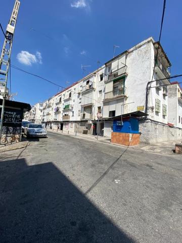 Piso en venta en San Juan de Aznalfarache, Barrio Alto photo 0