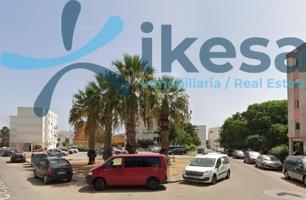 Piso en venta en La Línea de la Concepción, Junquillos photo 0