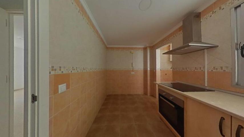 Piso en venta en Jerez de la Frontera, Madre de Dios photo 0