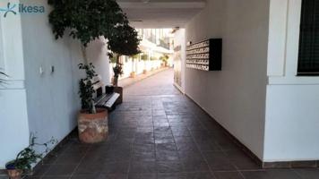 Planta baja en venta en Sanlúcar la Mayor, Centro photo 0