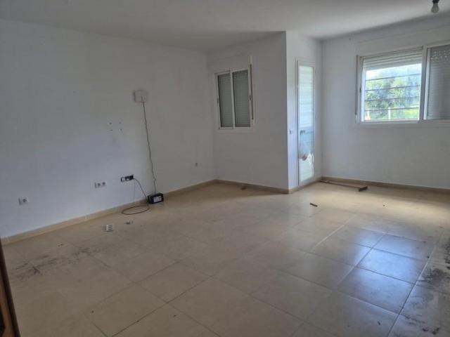 Piso en venta en Bornos, Andalucia photo 0