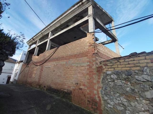 Edificio en venta en Benaocaz, Benaocaz photo 0