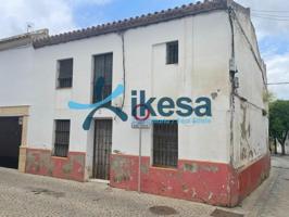 Planta baja en venta en Carmona, Carmona photo 0