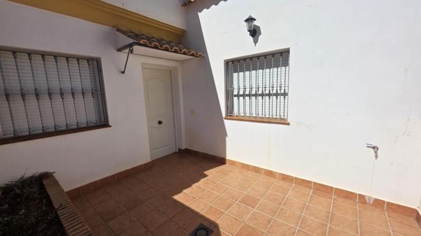 Adosada en venta en Fondón, COLEGIOS photo 0