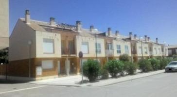 Adosada en venta en Sobradiel, Aragon photo 0