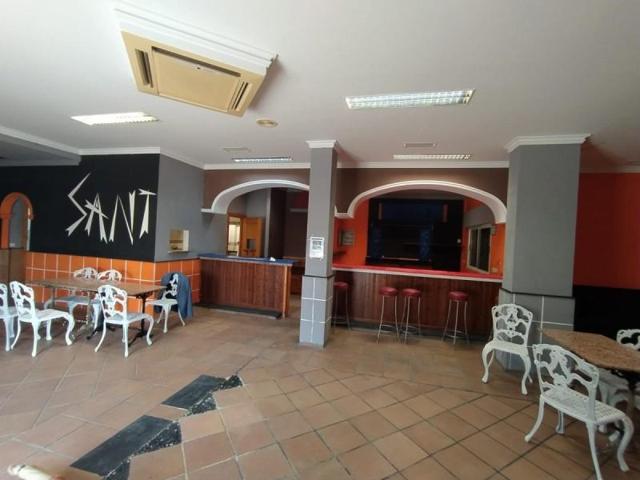 Local comercial en venta en Arcos de la Frontera, CENTRO photo 0