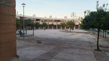 Local comercial en venta en Gelves, Urb. Residencial Gelves Guadalquivir photo 0