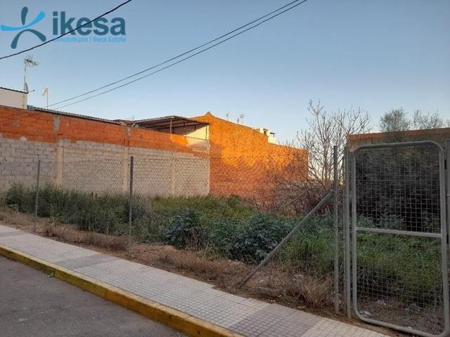Terreno en venta en Badajoz, Dehesilla de Calamón - Campomanes photo 0