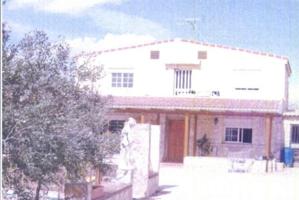 Casa en venta en Cadrete, Aragon photo 0